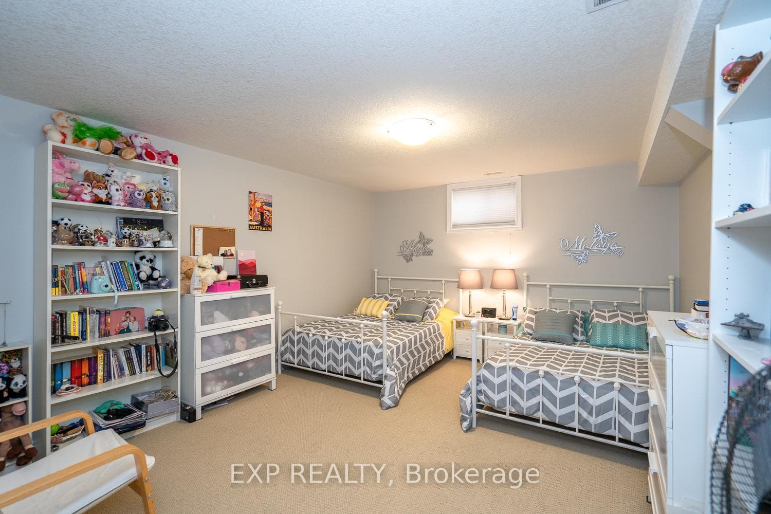 6 Robert Simone Way photo 29