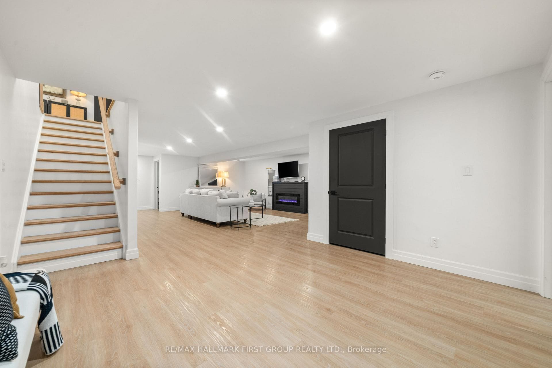 376 Whites Road photo 32