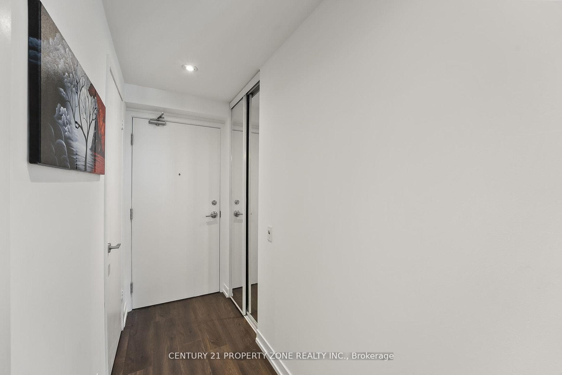 898 Portage Parkway Unit 2207 photo 25
