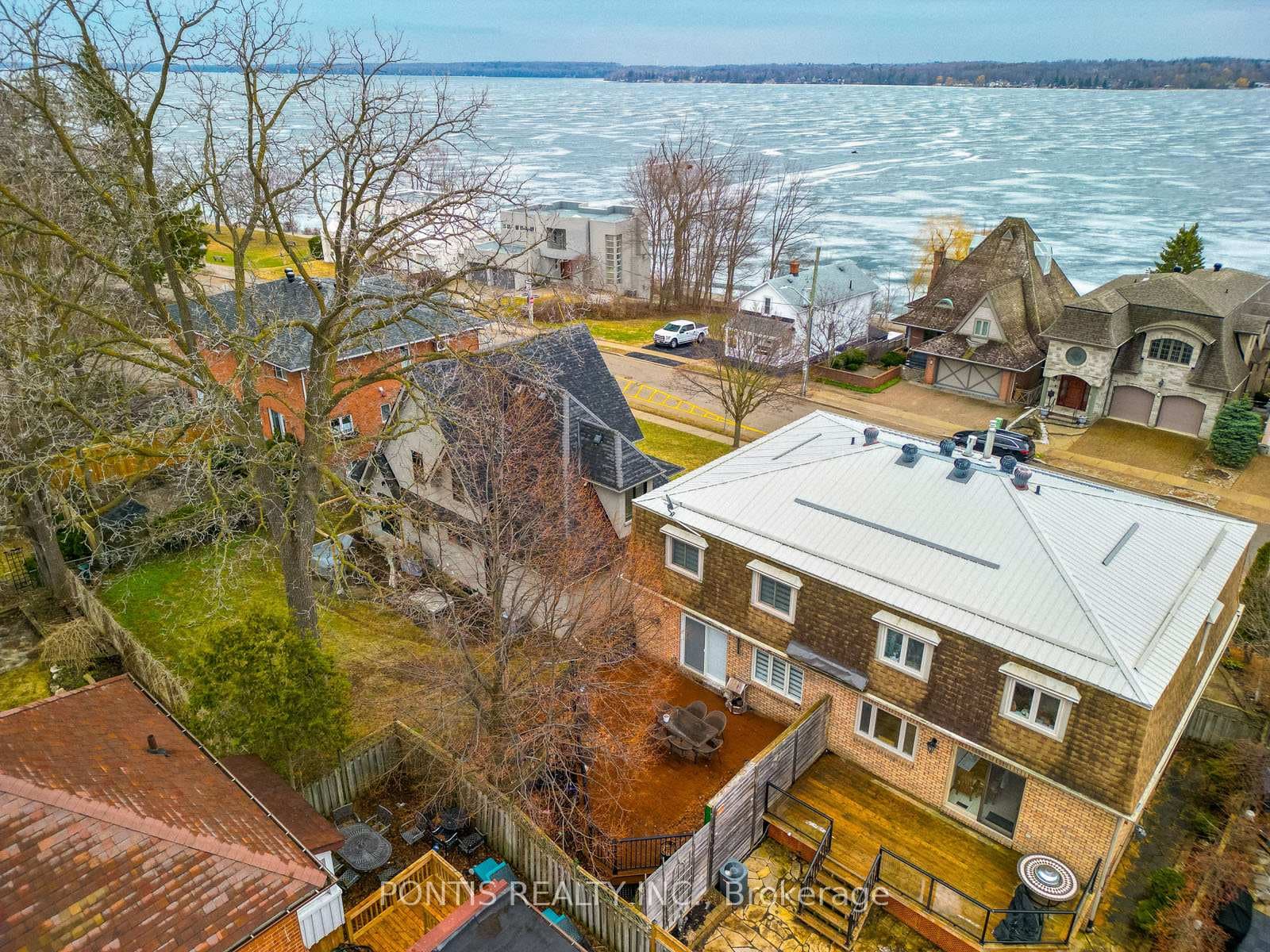 38 Kempenfelt Drive photo 35