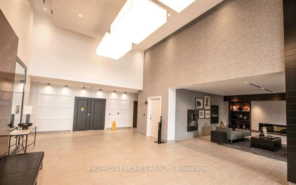 102 Grovewood Common Unit 240 photo 2