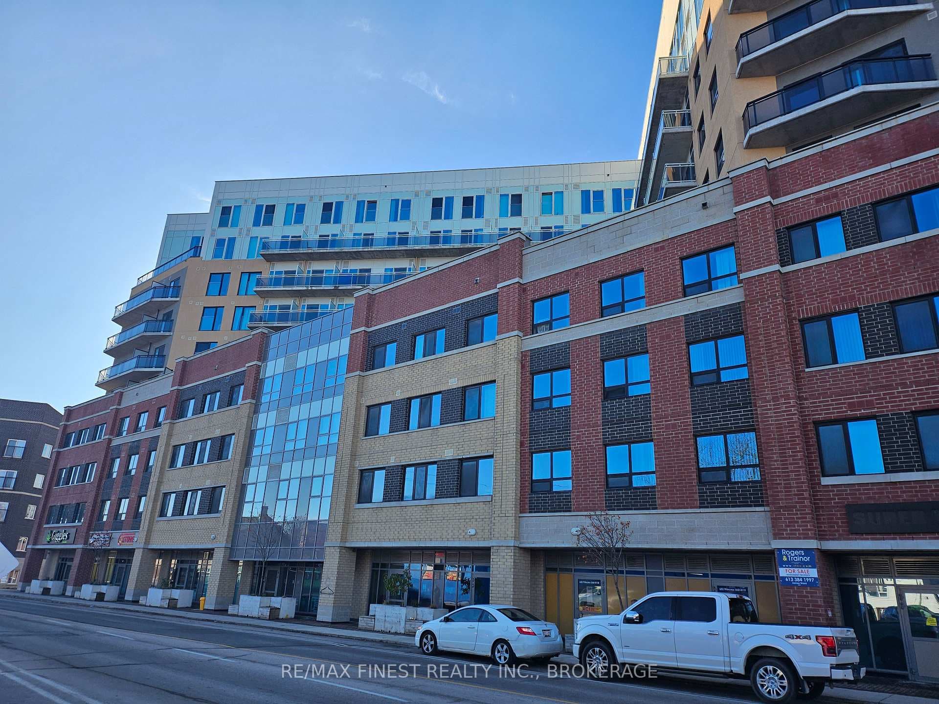 652 Princess Street Unit 710 photo 4