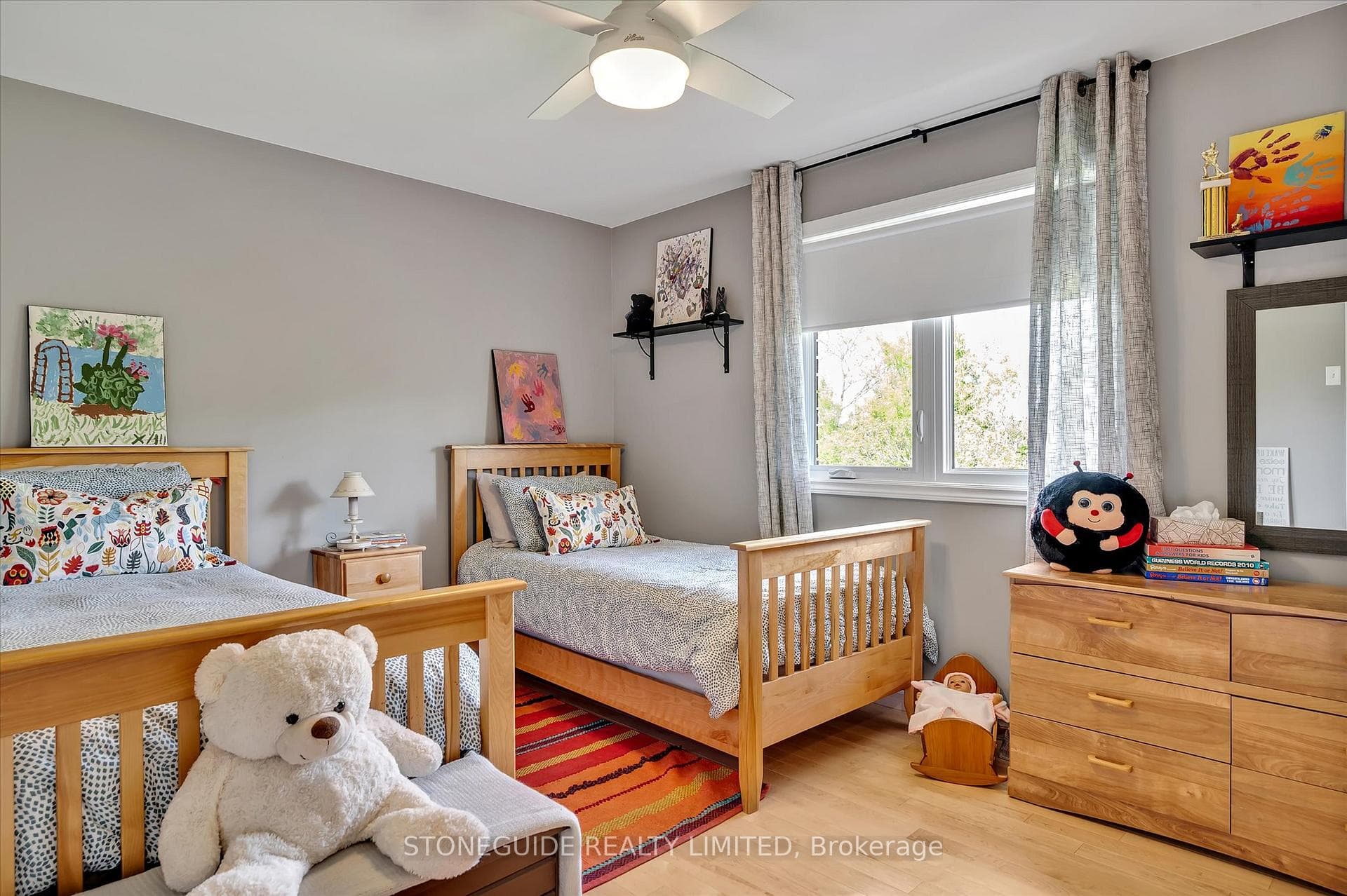 1812 Parkwood Circle photo 35