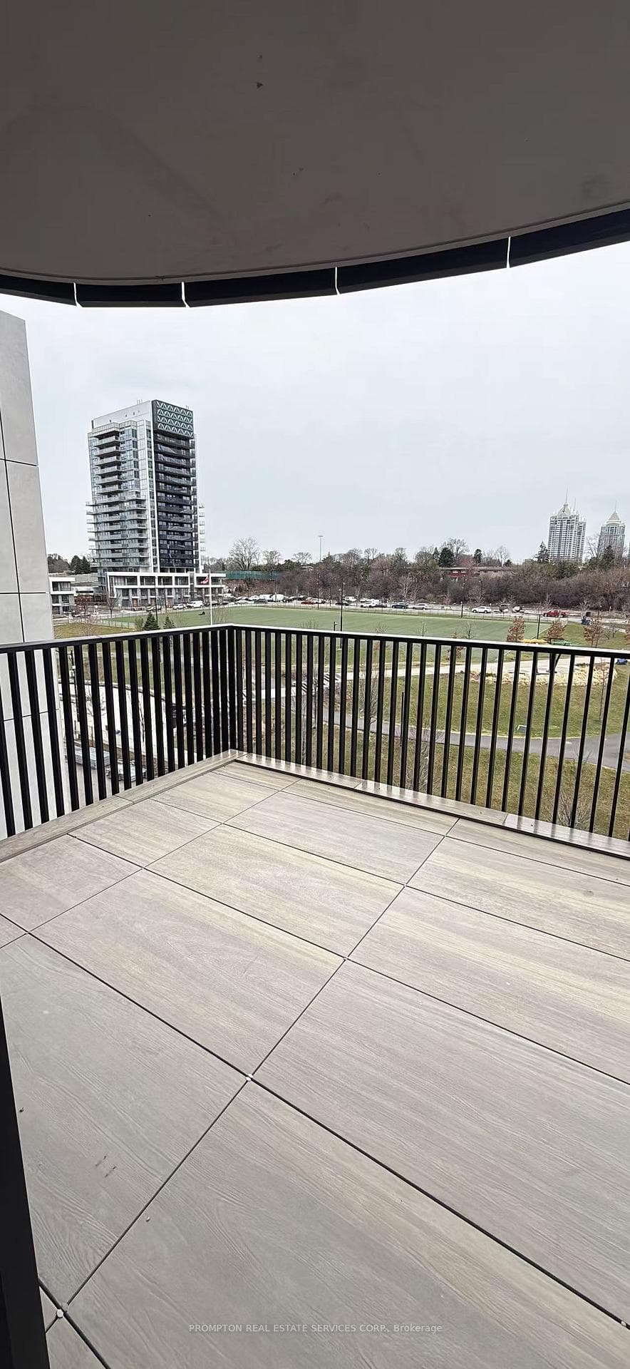 18 Esther Shiner Boulevard Unit 516 photo 17