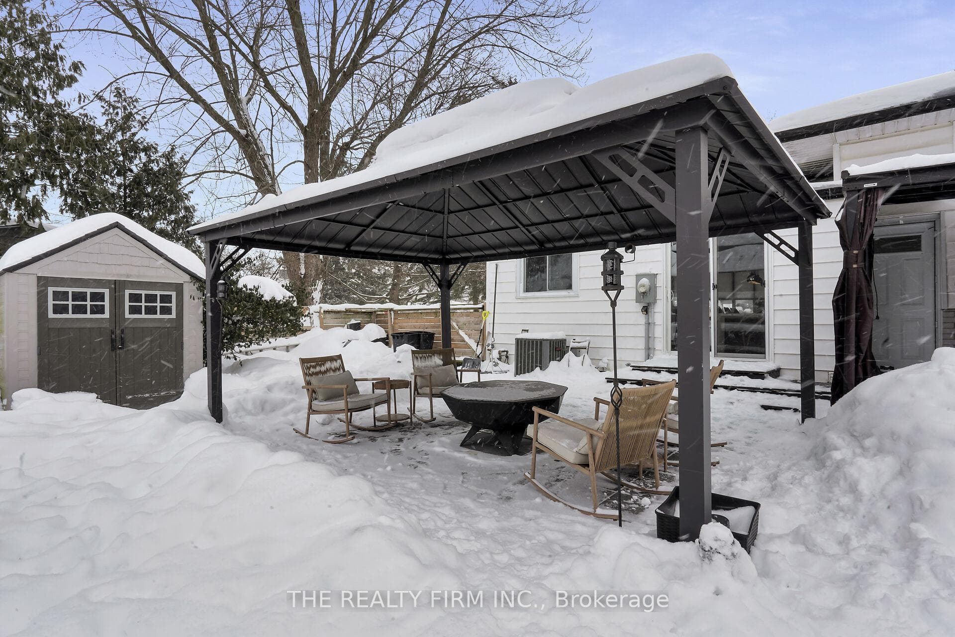 276 Robin Road photo 31