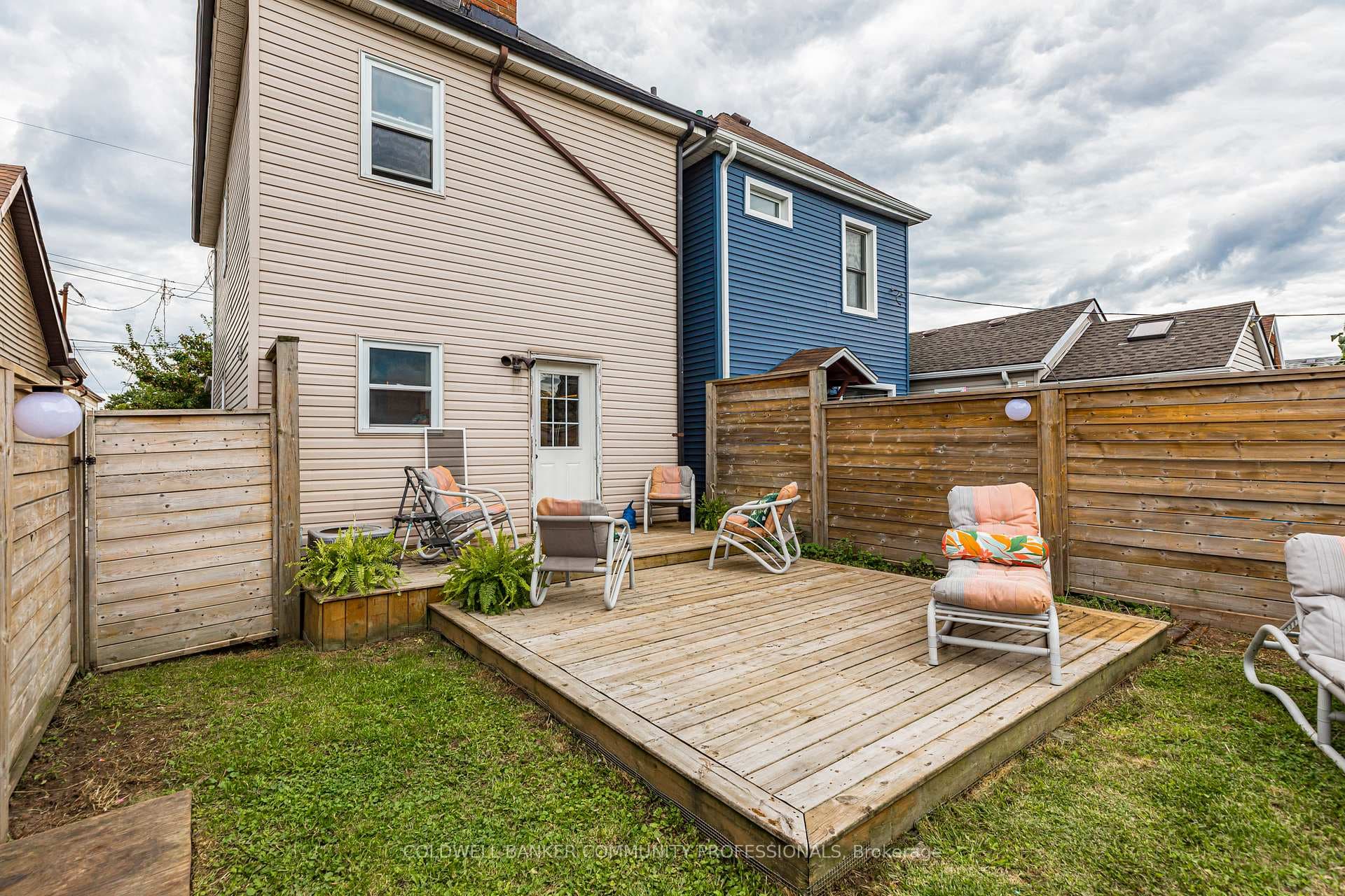 173 Simcoe Street photo 36