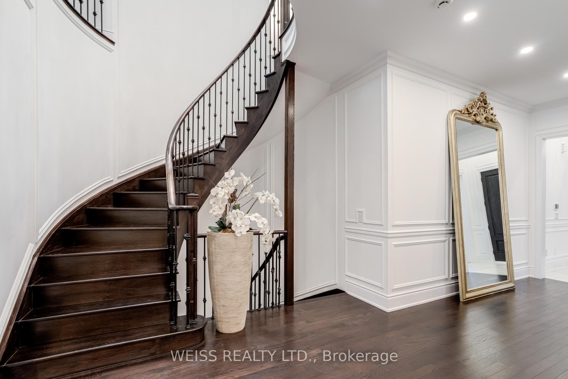 43 Chesney Crescent photo 25