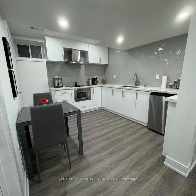 7 Larkfield Crescent Unit 2 photo 19