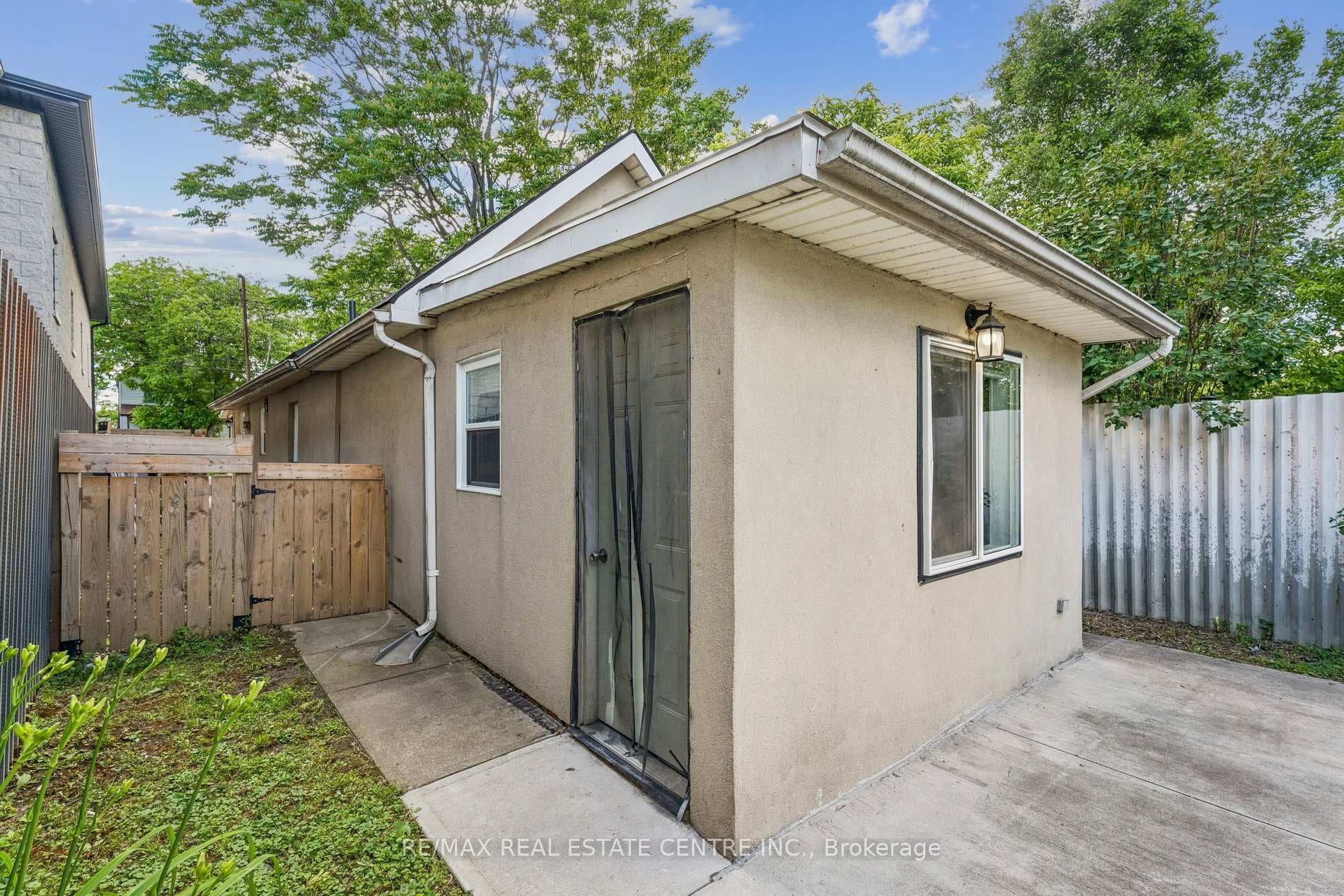 43 Whitfield Avenue photo 39