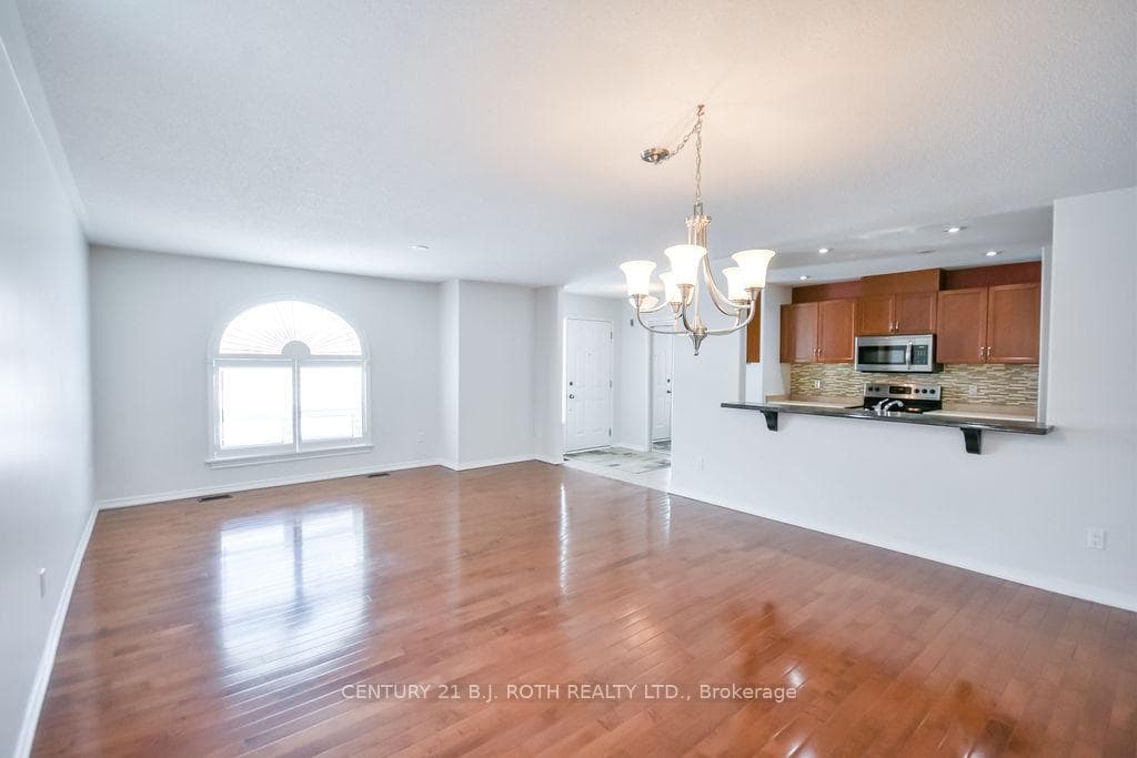 318 LITTLE Avenue Unit 25 photo 12