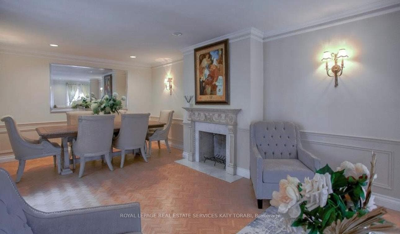 90 Montressor Drive photo 10