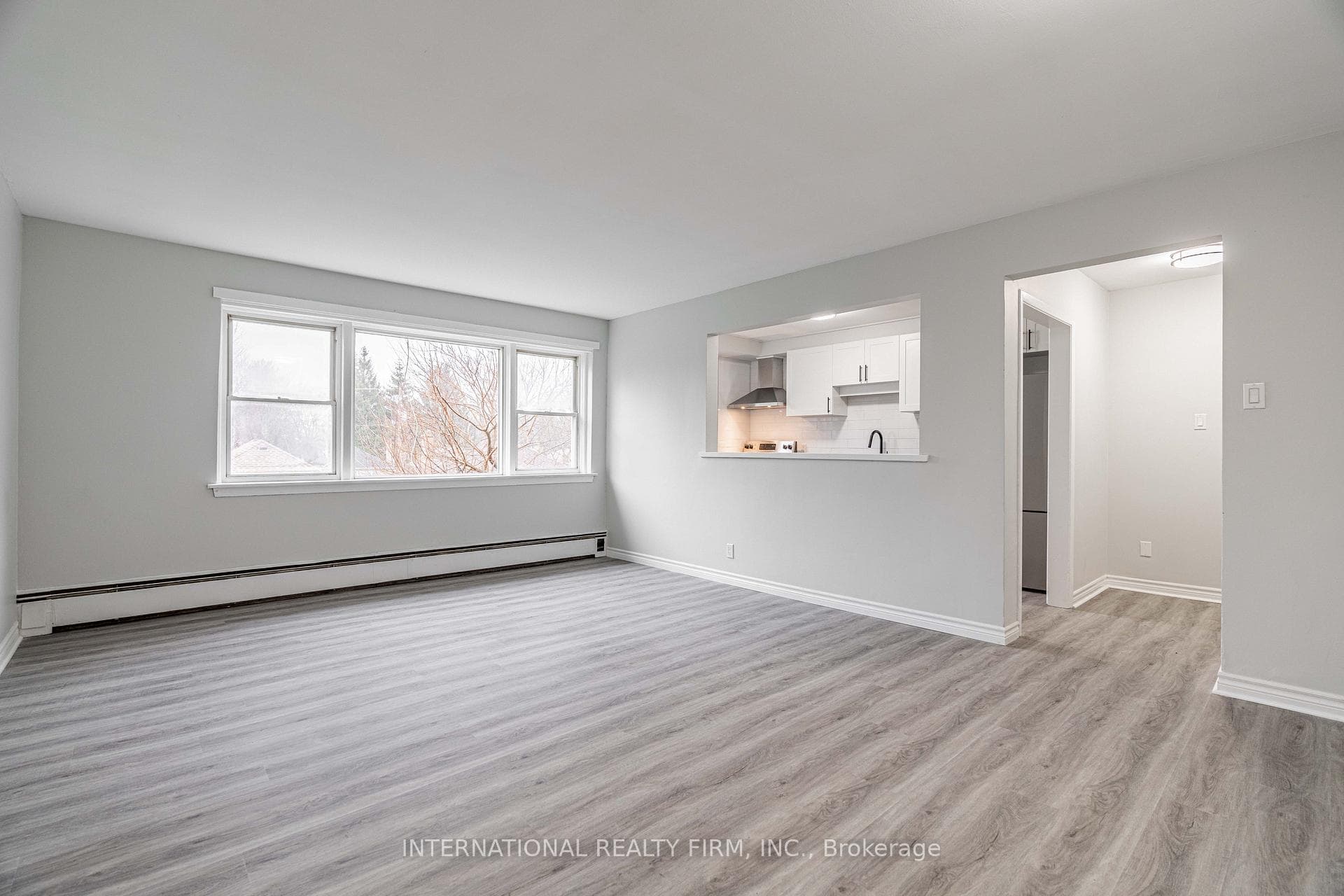 1284 Gramercy Park Place photo 10
