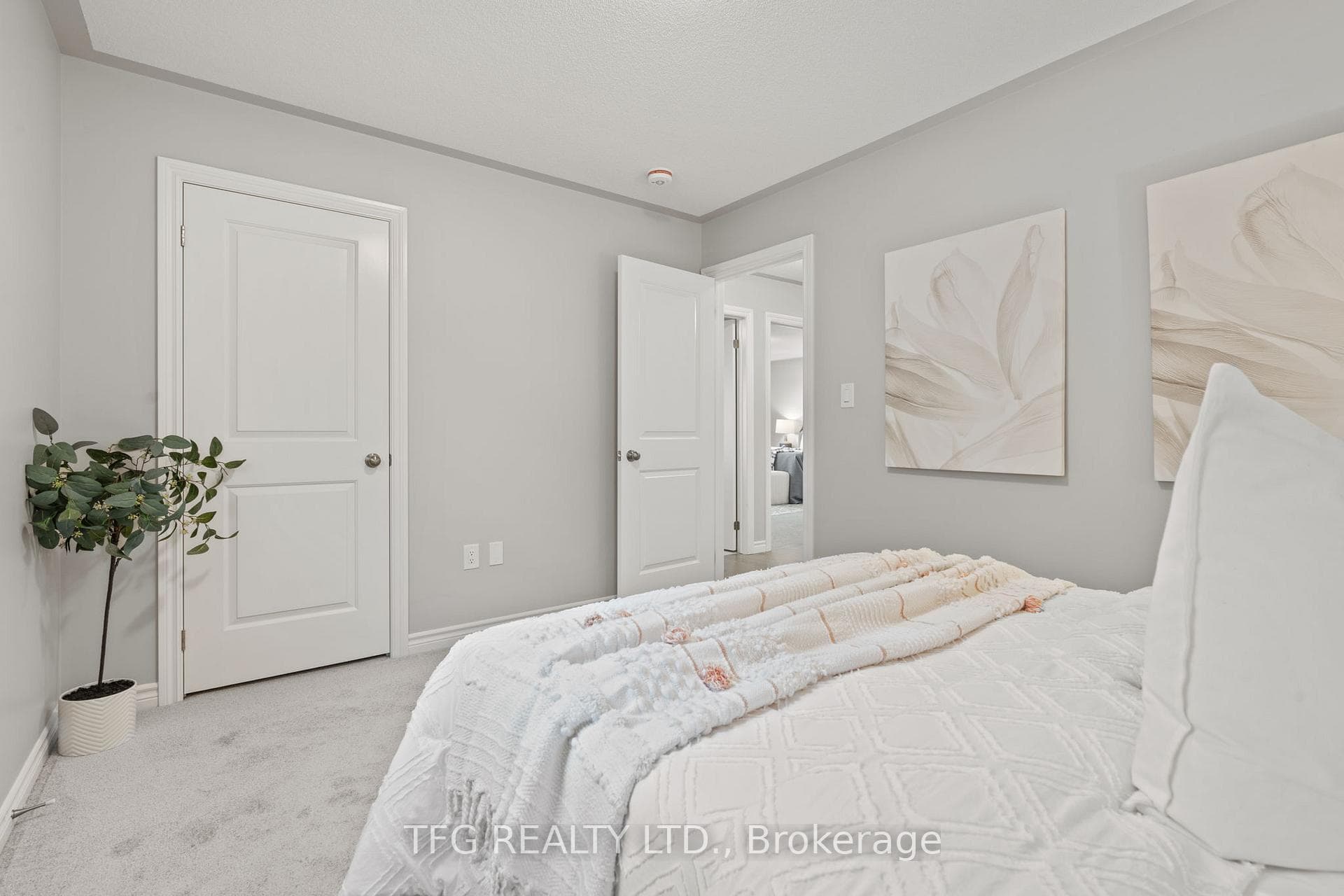 50 Broome Avenue photo 26
