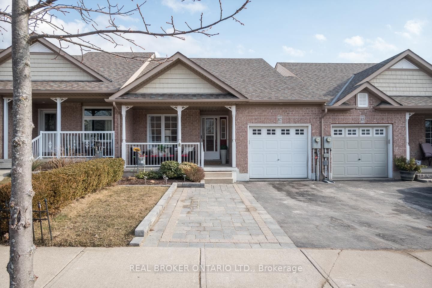 87 Doctor Moore Court photo 1