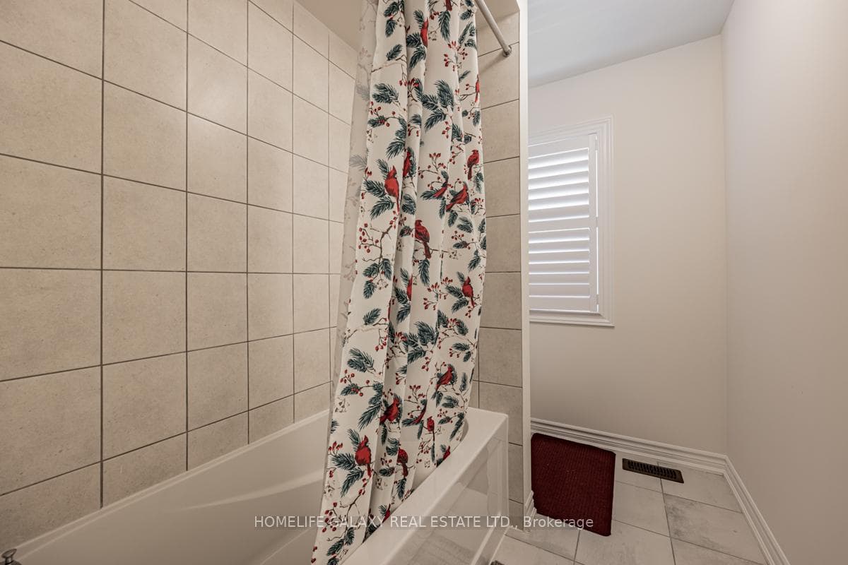 231 Fleetwood Drive photo 30