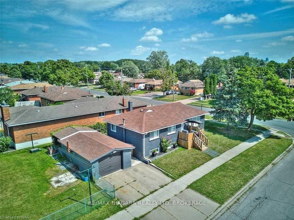 6933 Hagar Avenue photo 25