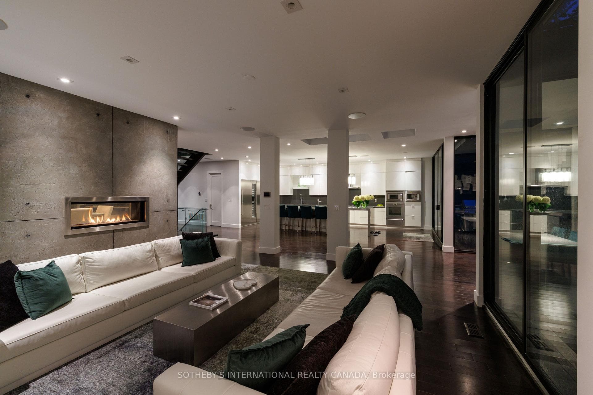 5 Hartfield Road photo 14