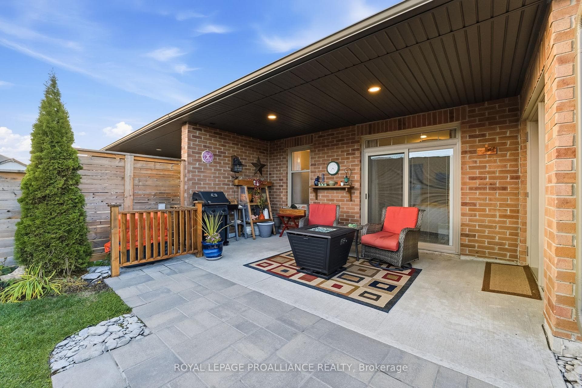 23 Cove Crescent photo 29