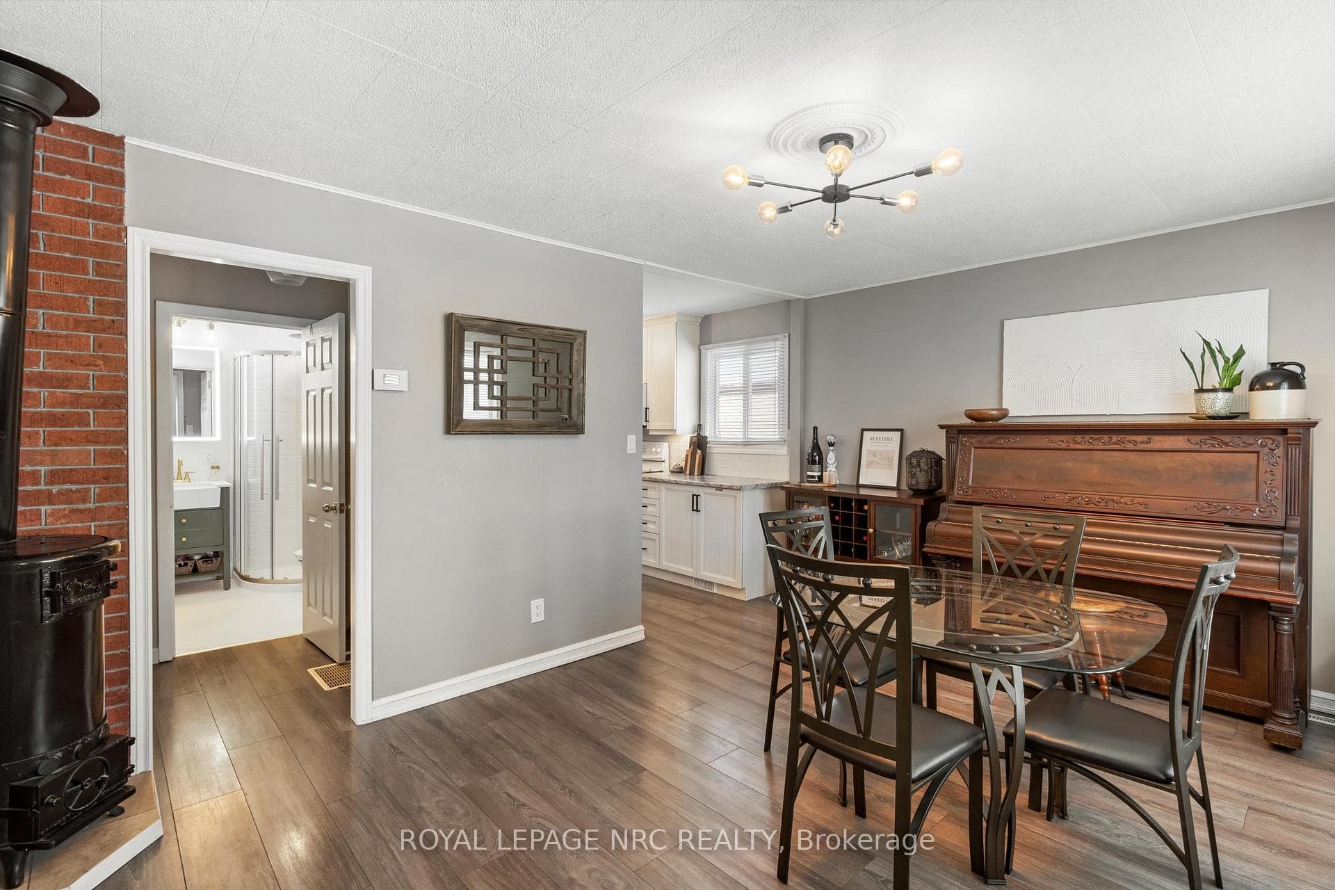 31 Sherbourne Street photo 6