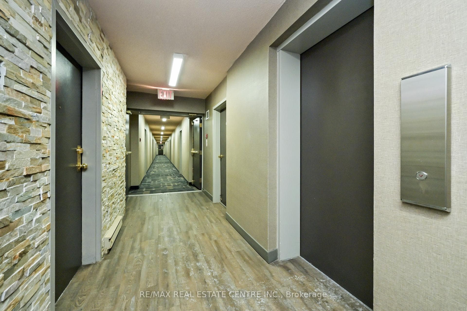 120 Bell Farm Road Unit 409 photo 22