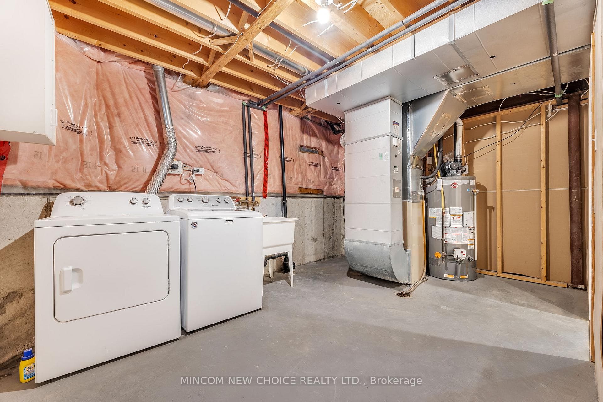 328 Mapleview Court photo 28