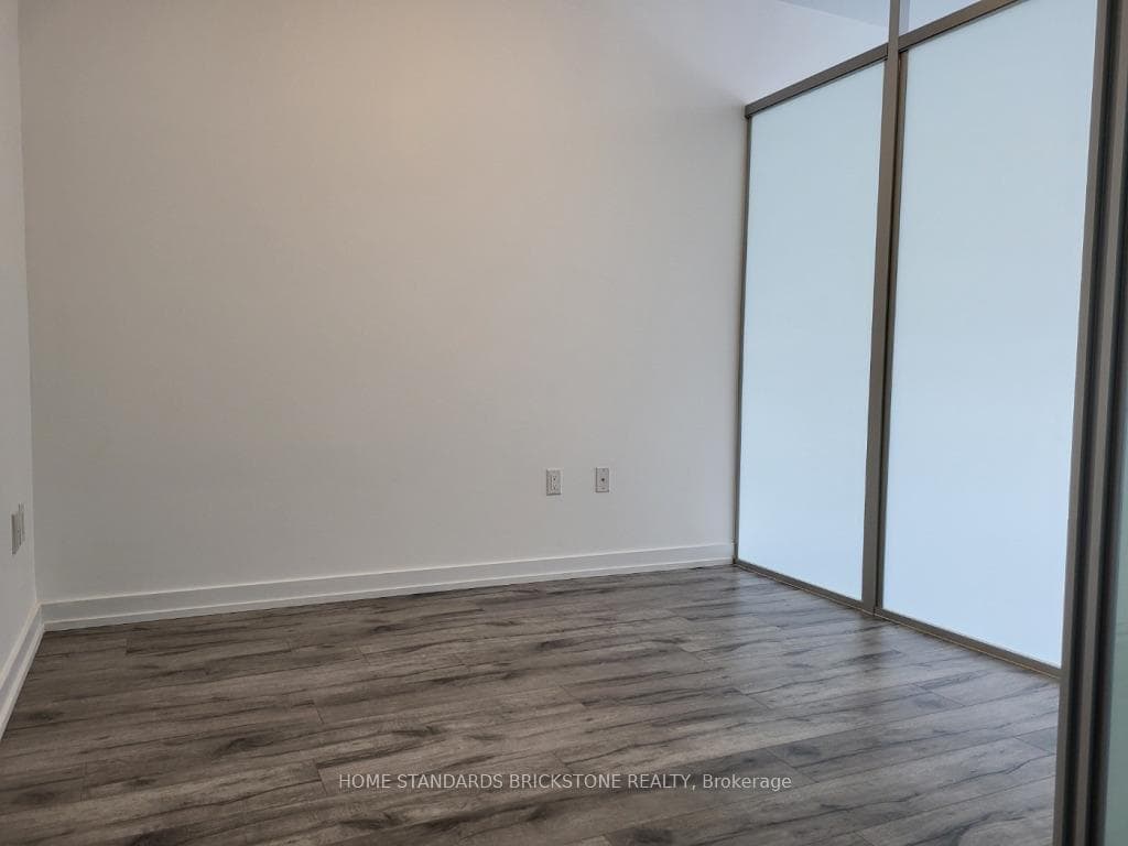 426 University Avenue Unit 3306 photo 6