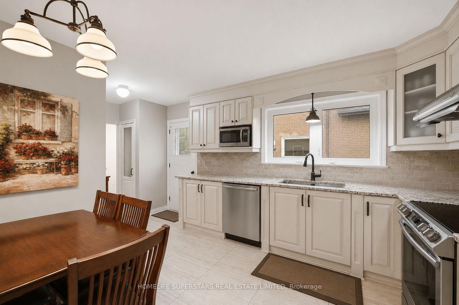 334 Woodsworth Road photo 7