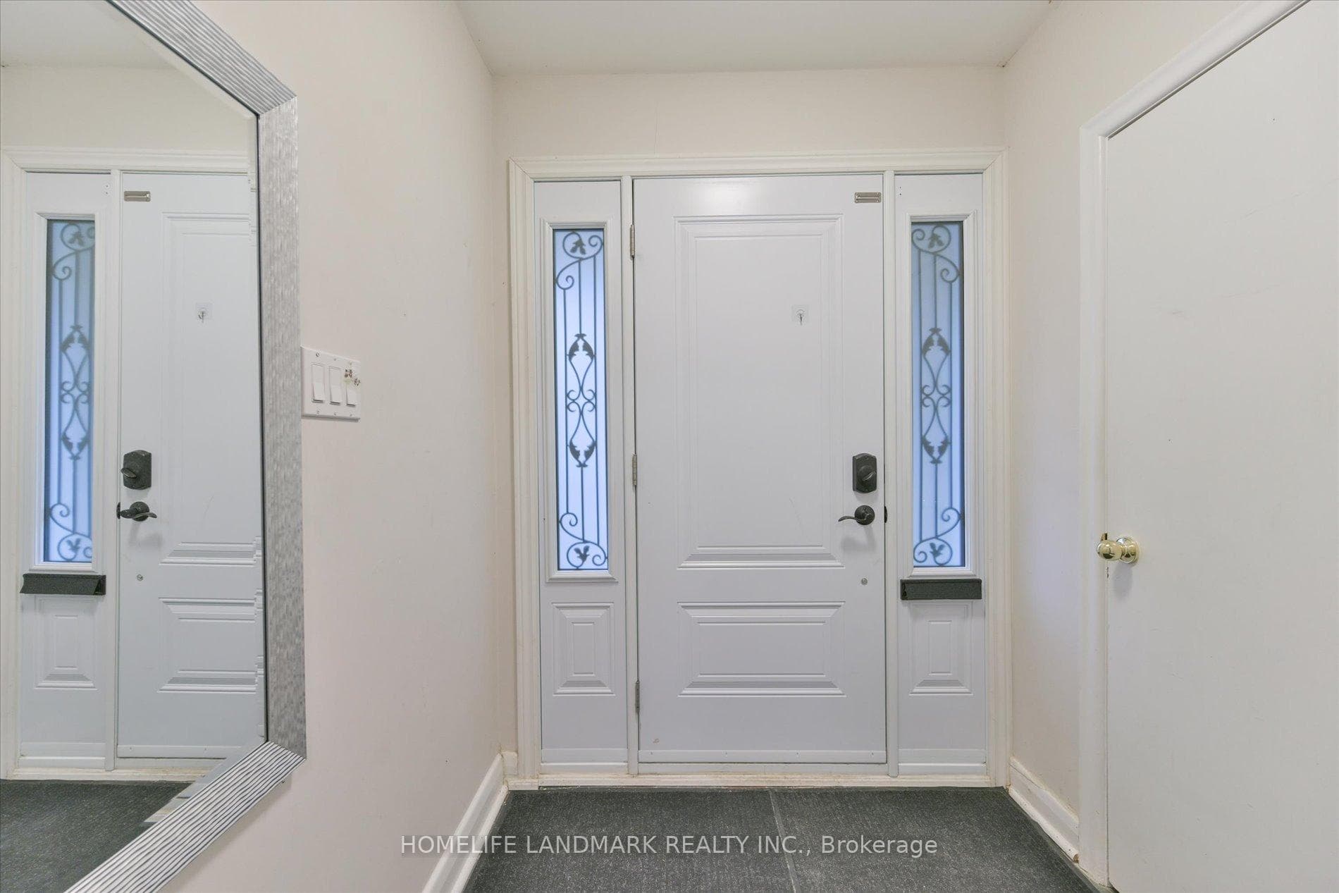 1 Hawksbury Drive photo 5