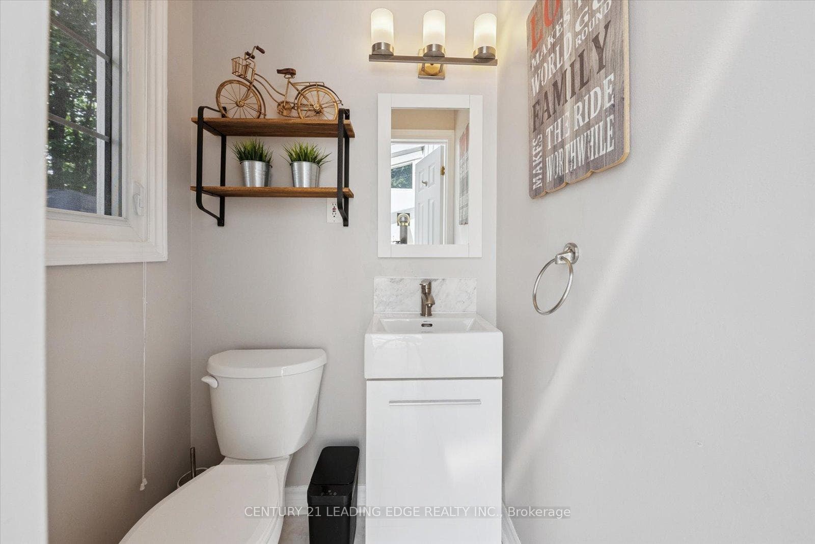 3 Latham Avenue photo 13