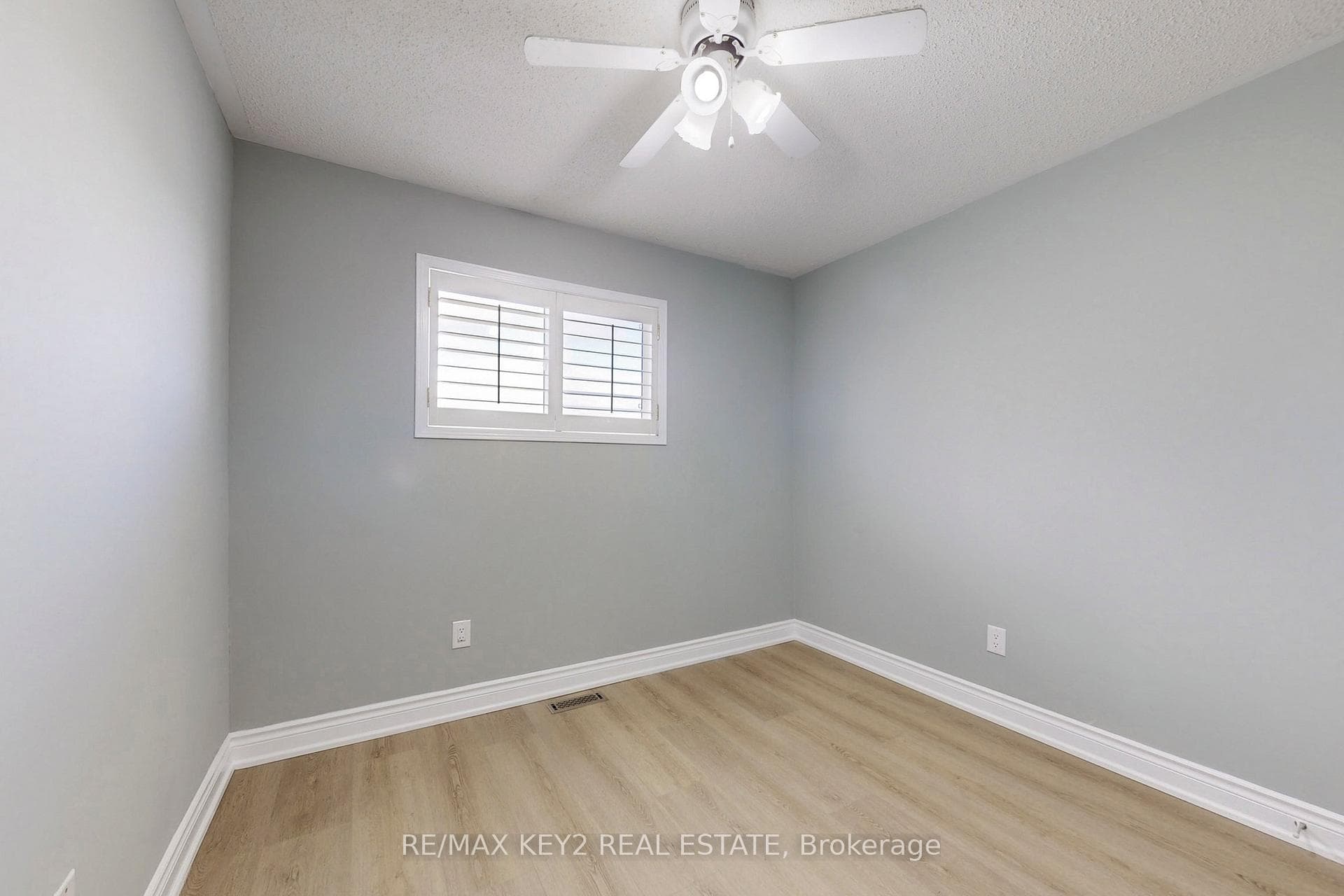 139 Kelso Crescent photo 15