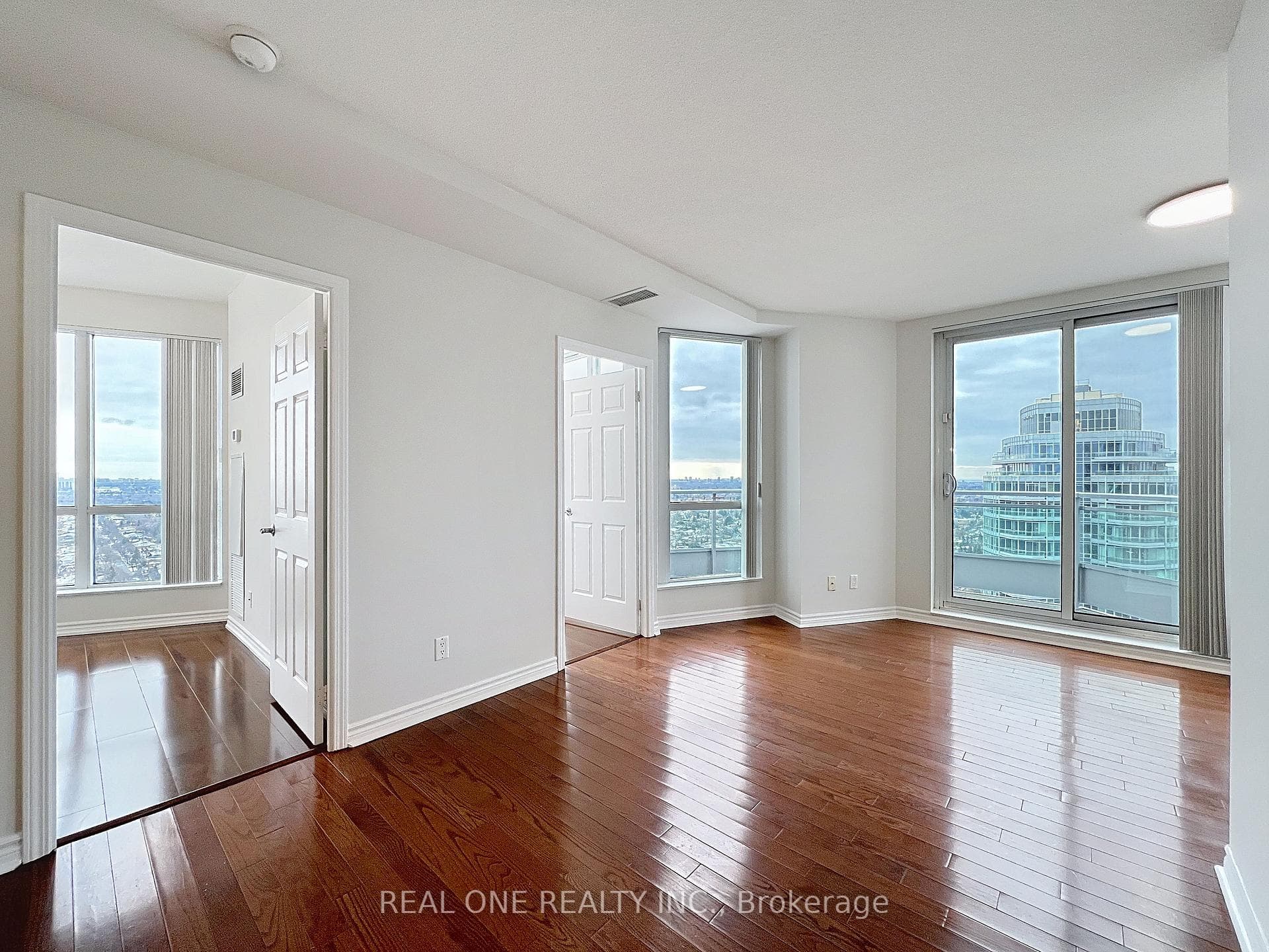 18 Holmes Avenue Unit 2603 photo 8