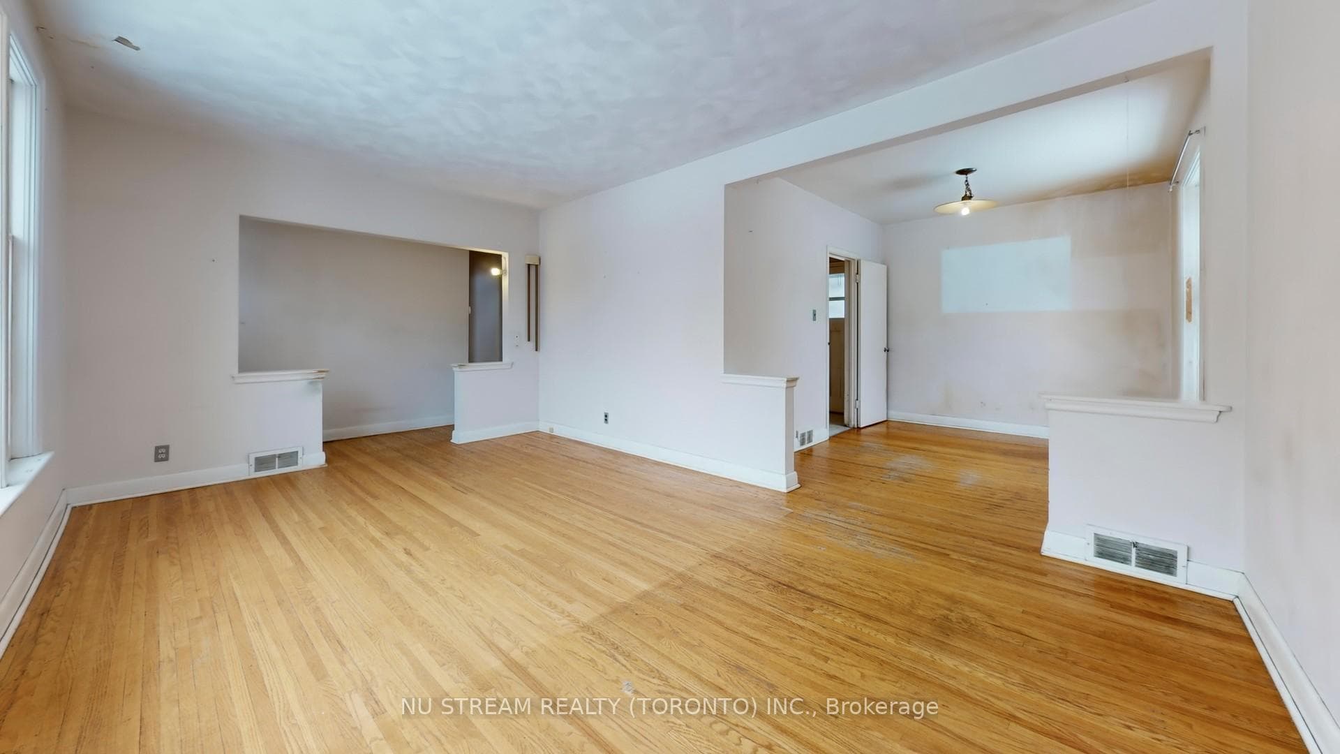 50 Marydon Crescent photo 3