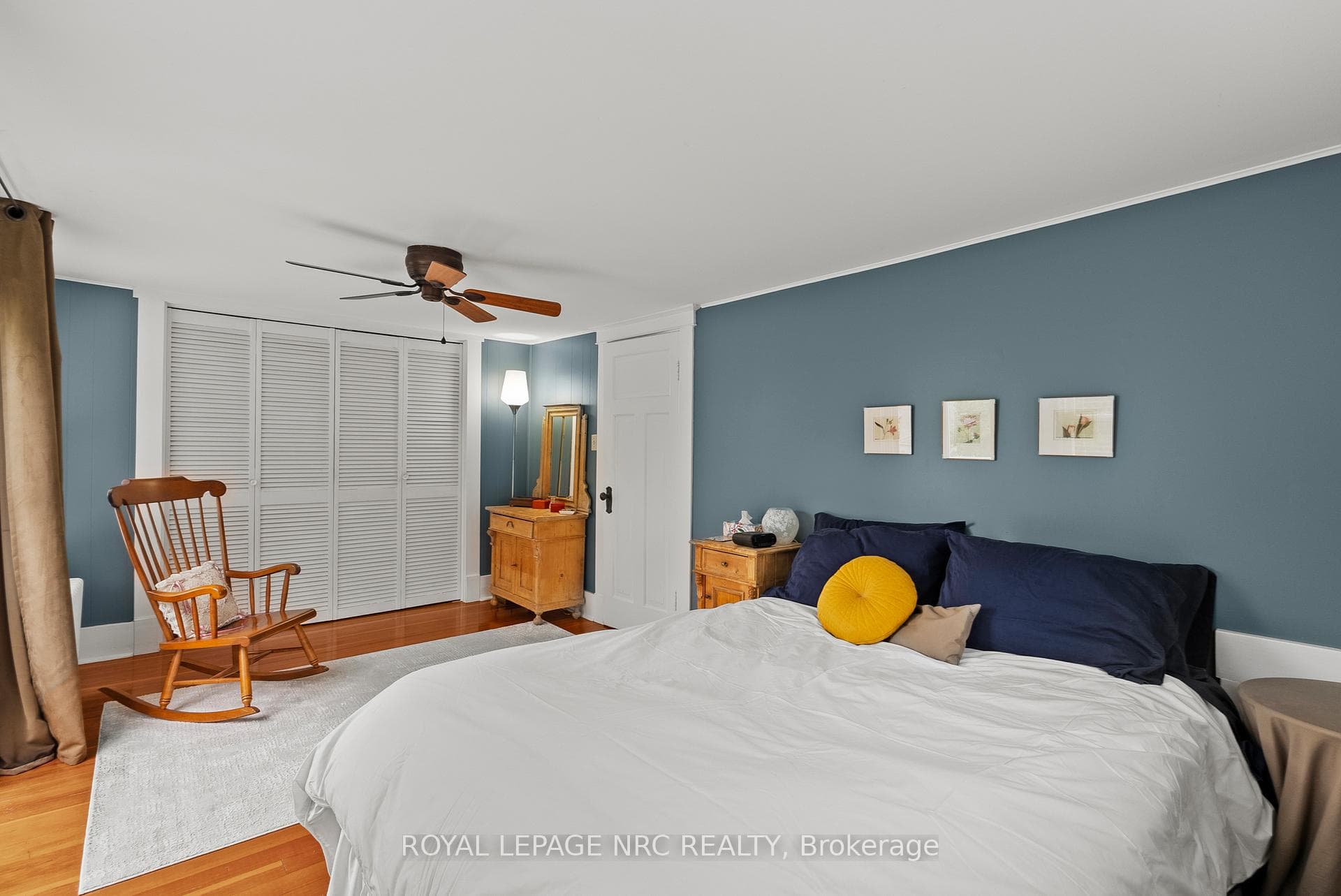 5 Greenlaw Place photo 26