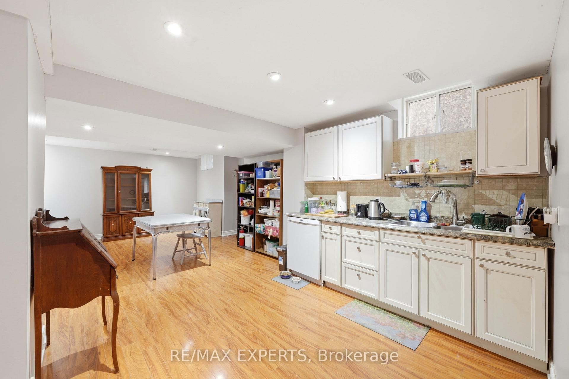 27 Kidd Crescent photo 32