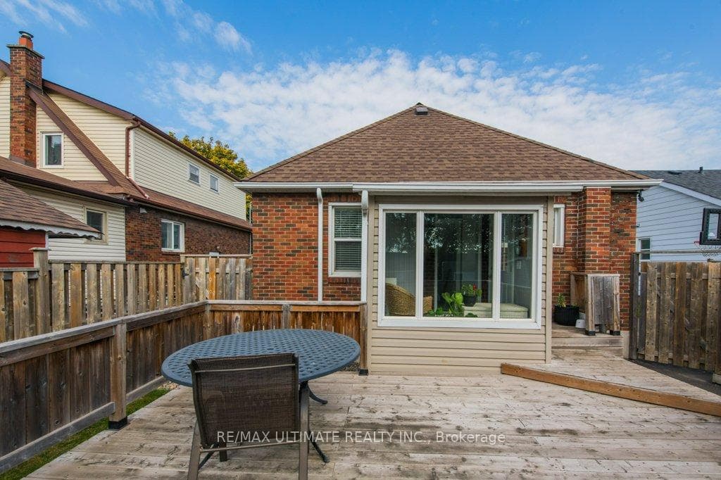 249 College Avenue photo 38