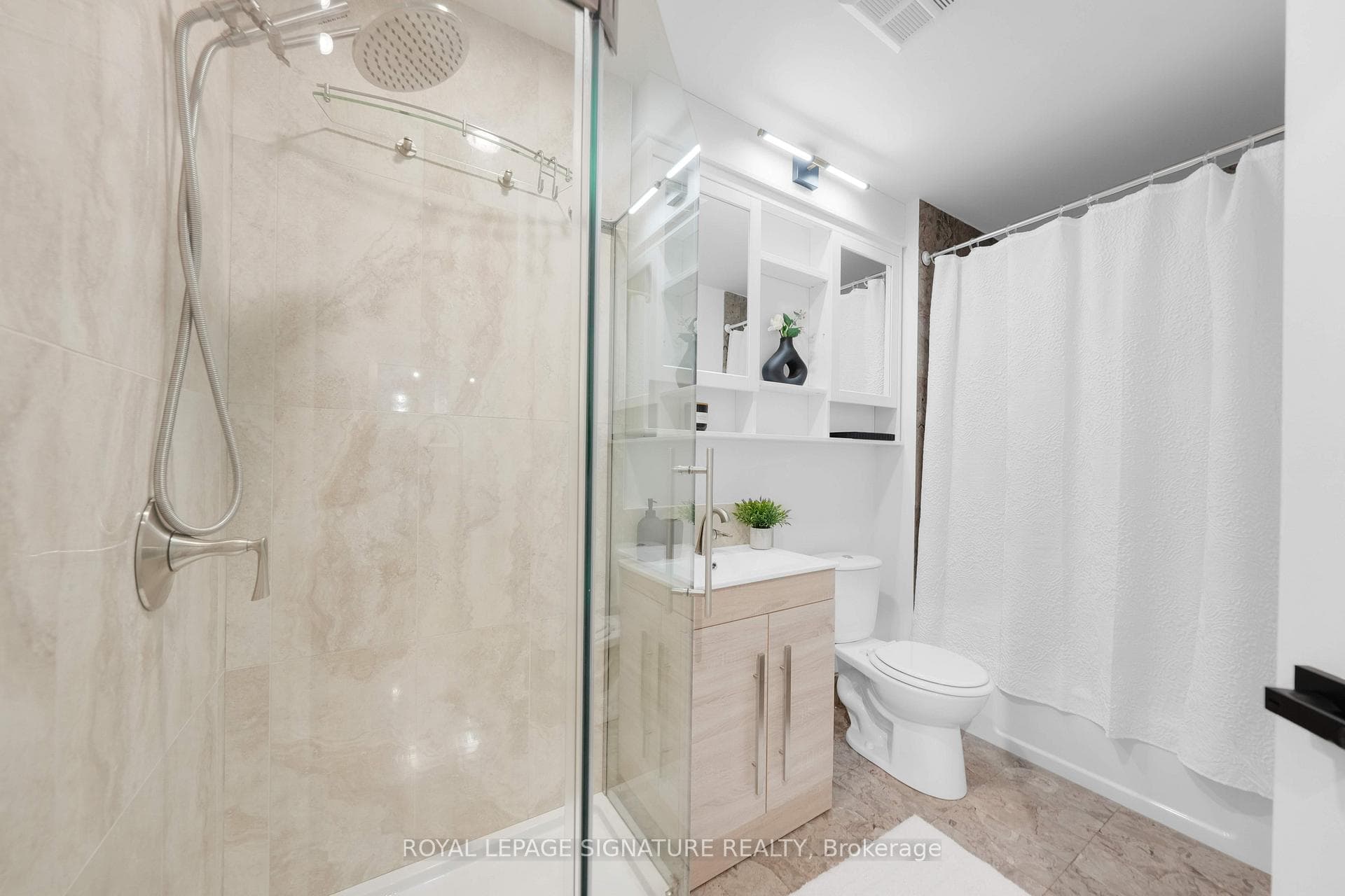 5795 Yonge Street Unit 114 photo 15