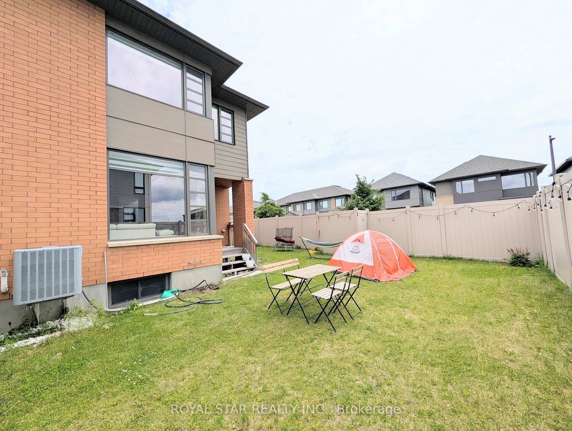 201 Pisces Terrace photo 37
