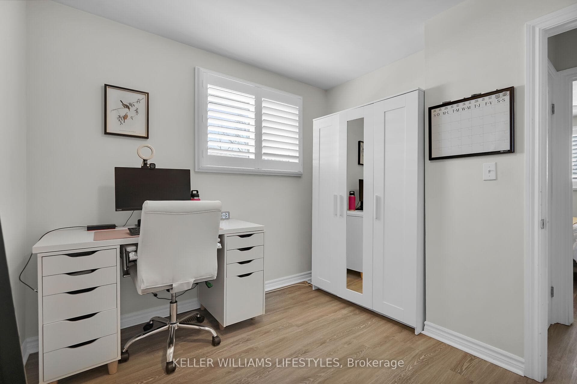 28 Vanier Place photo 21