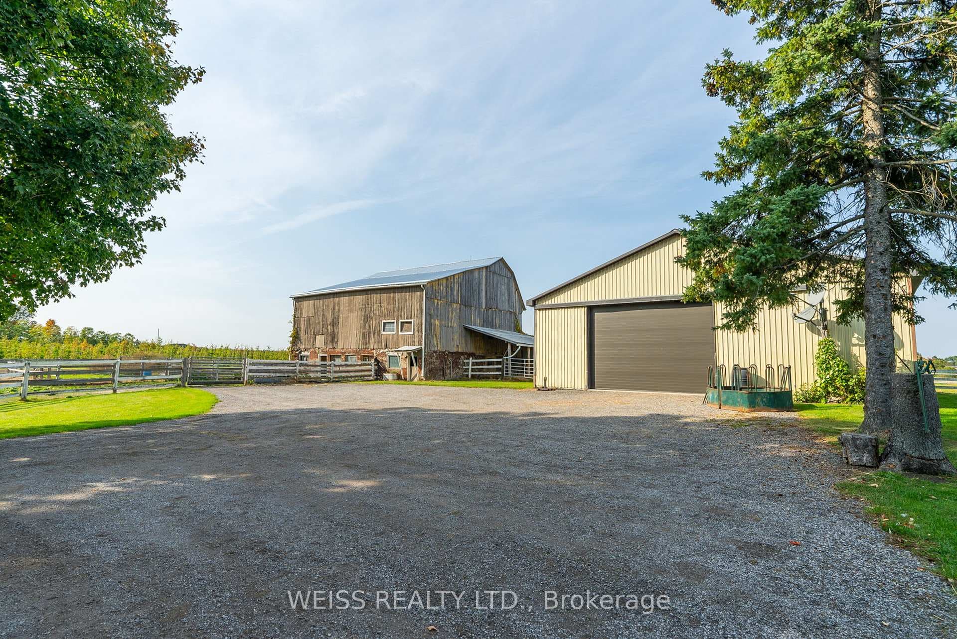 772 Townline Road photo 22
