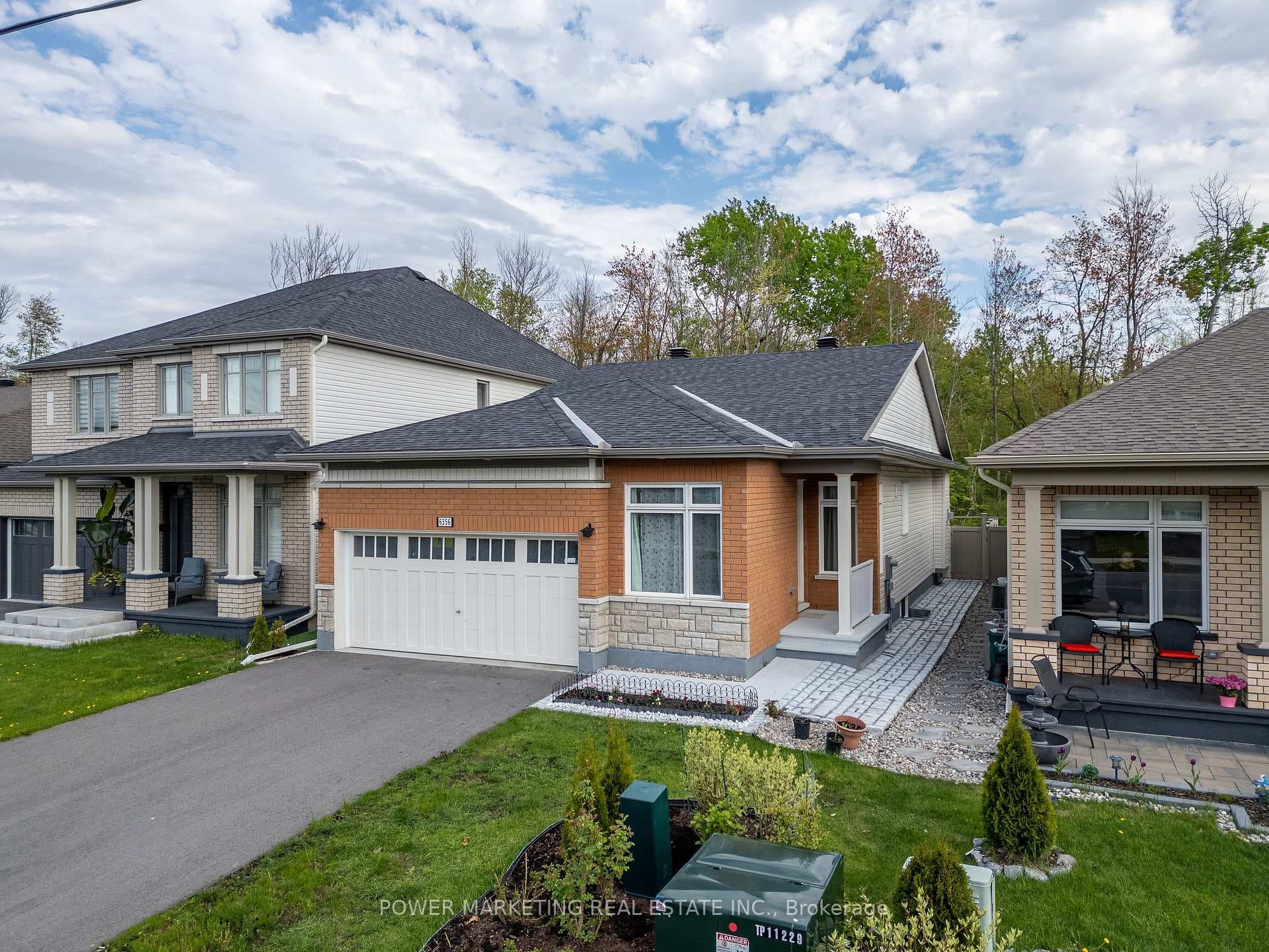 6356 RENAUD Road photo 3