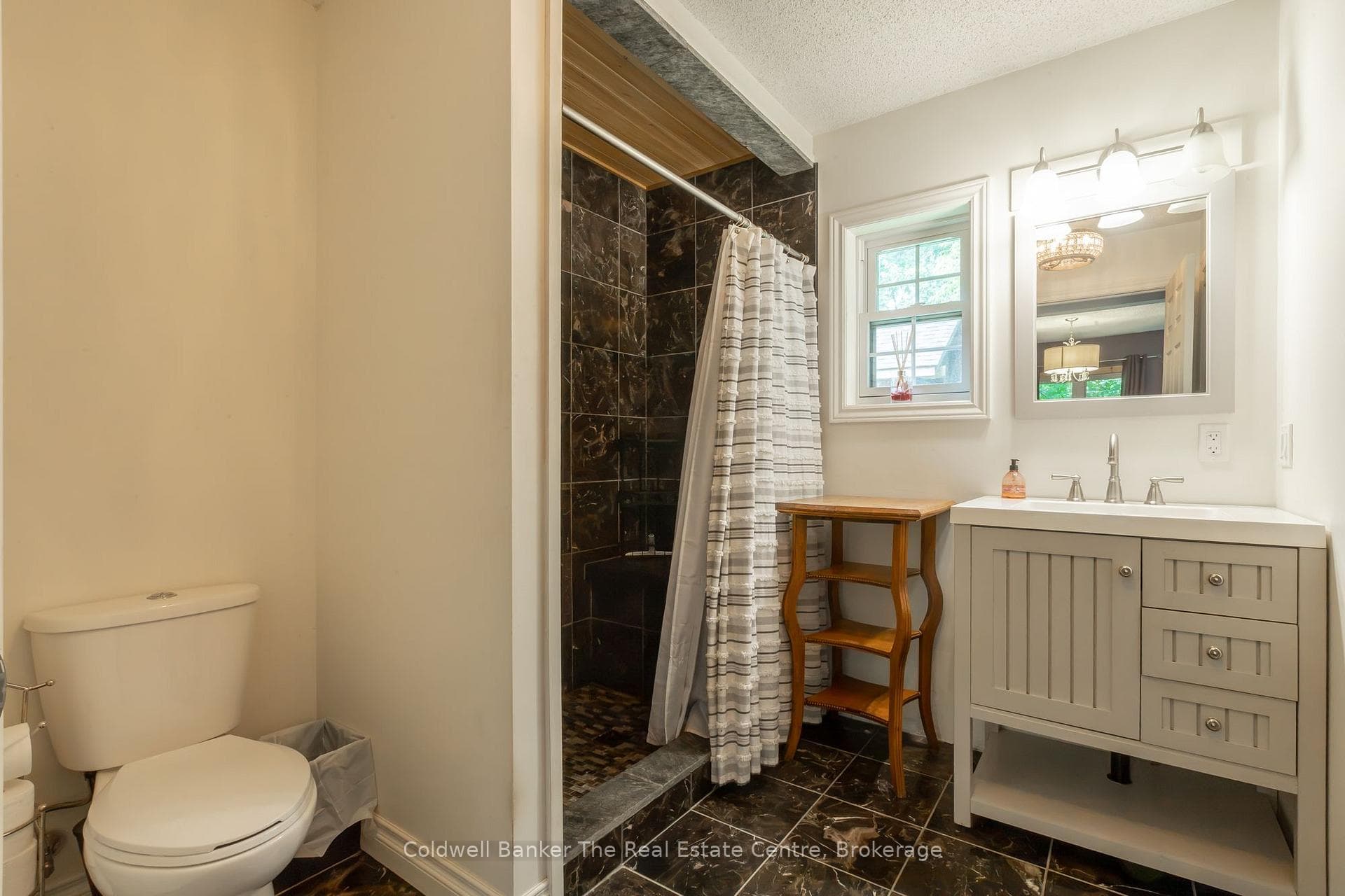 Primary Ensuite