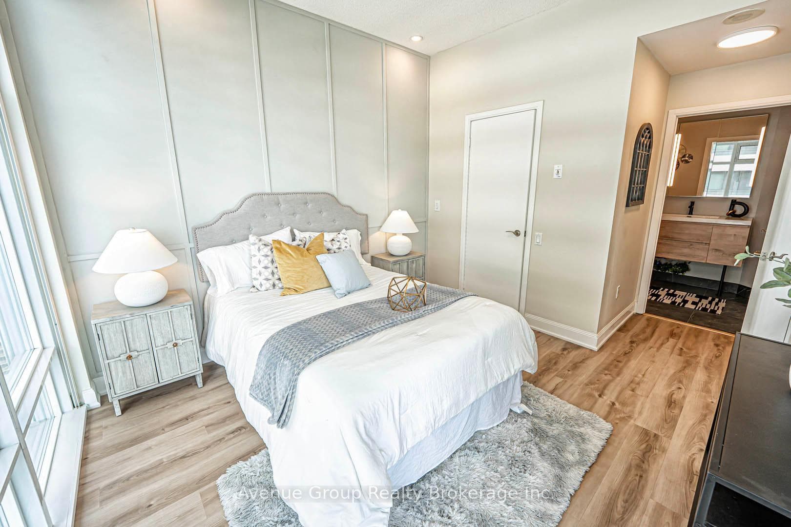 2191 Yonge Street Unit 3308 photo 19