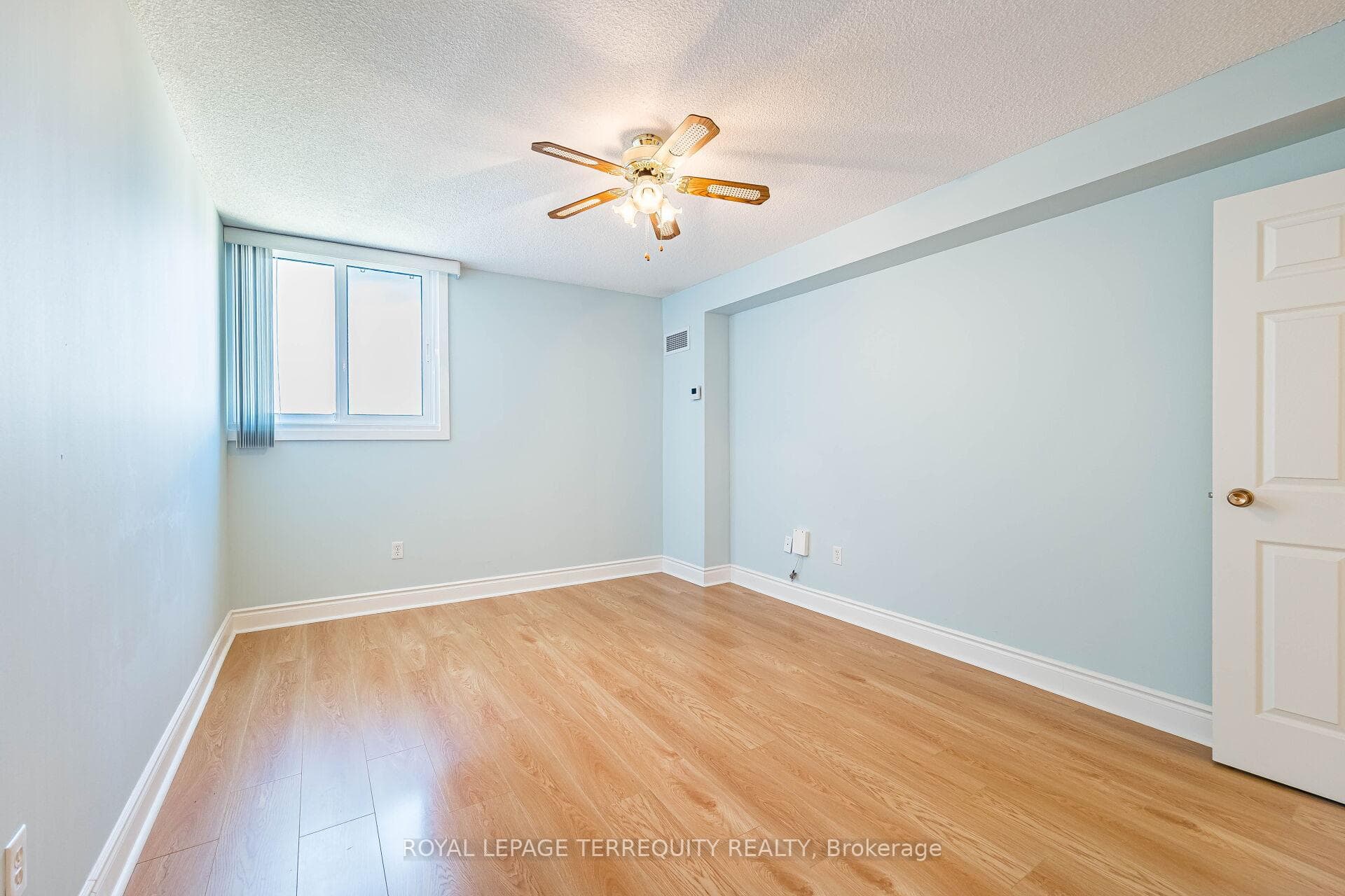 Large Primary Bedroom