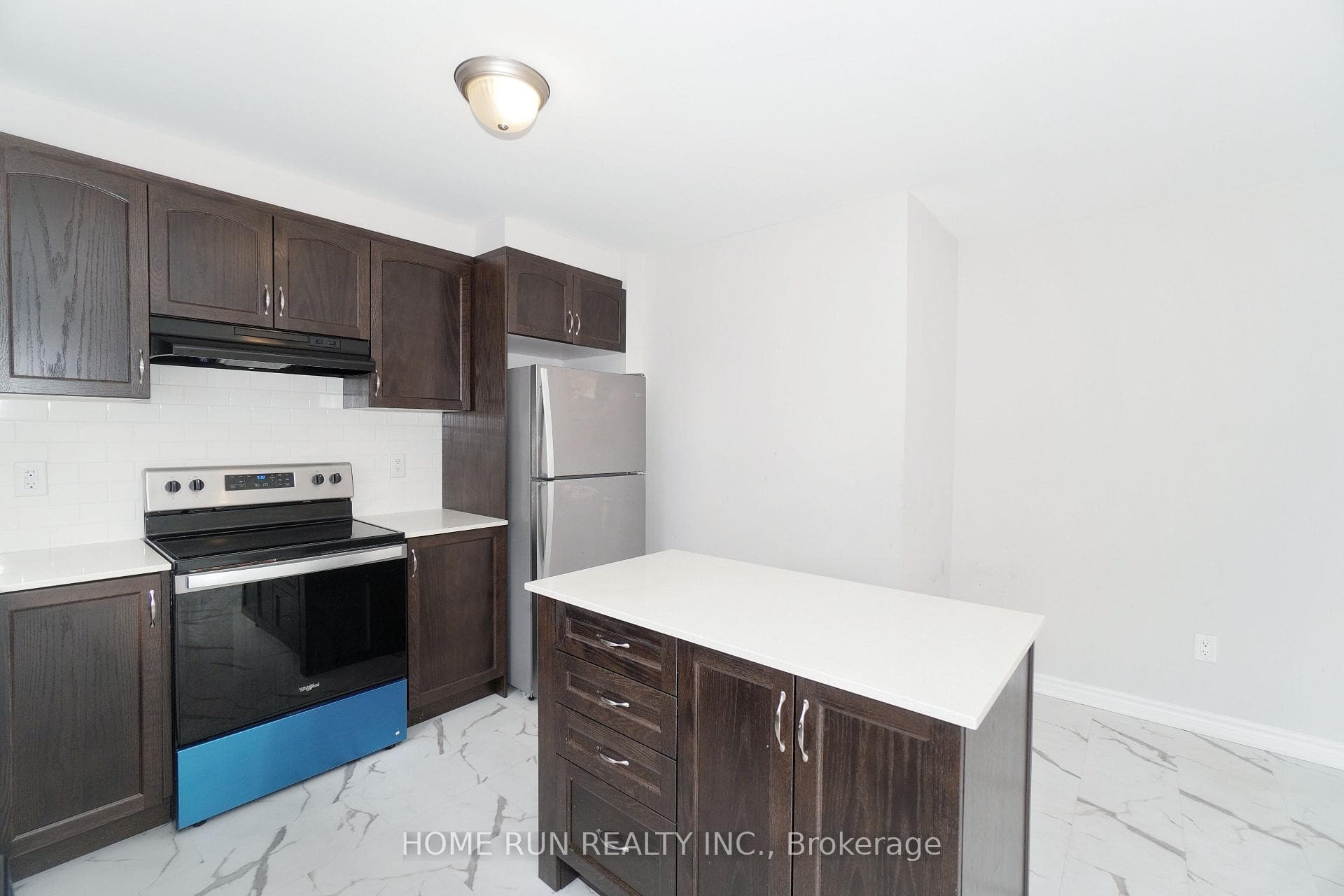 189 HARMATTAN Avenue photo 13