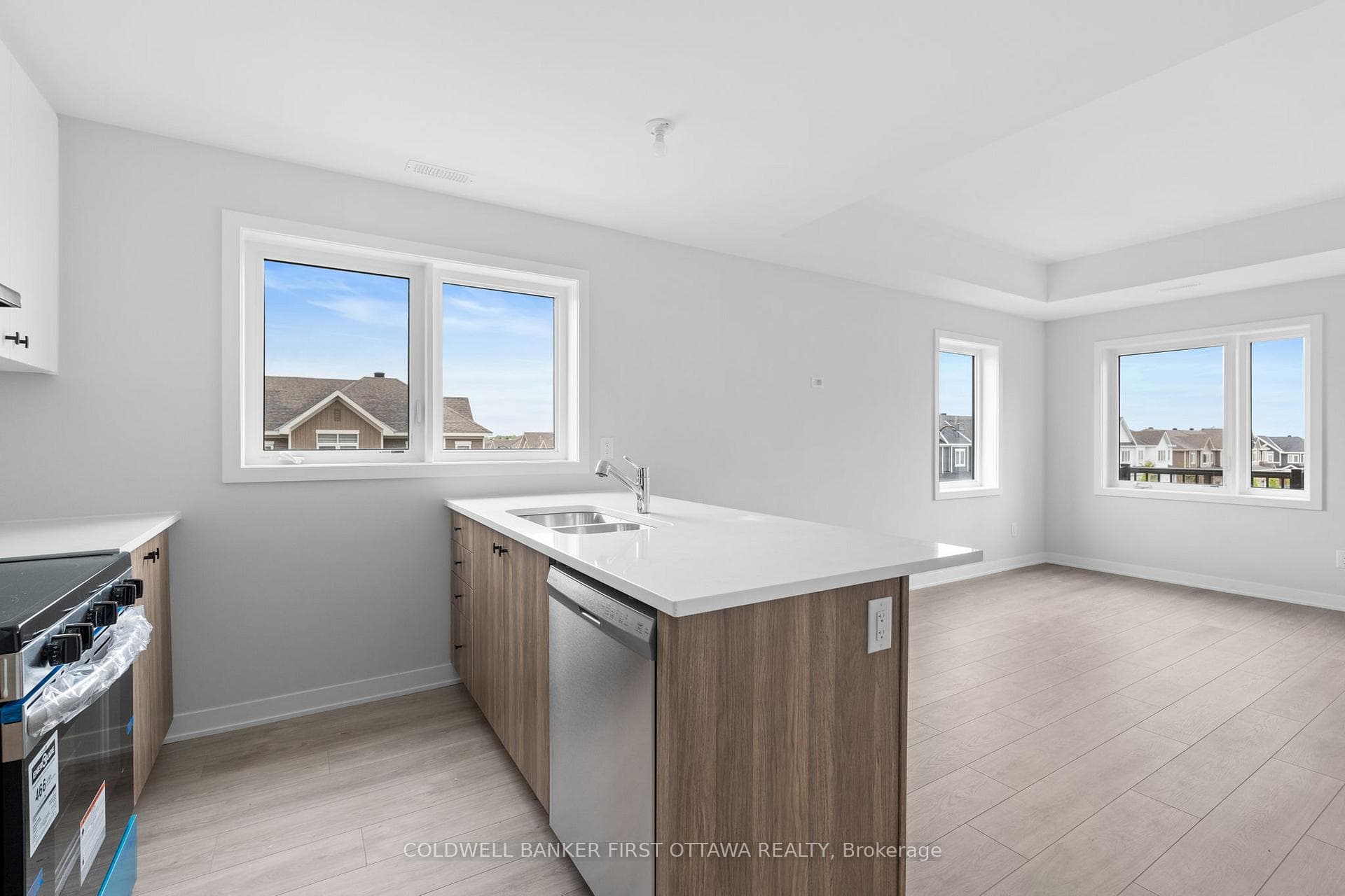 320 Lillian Freiman Private photo 17