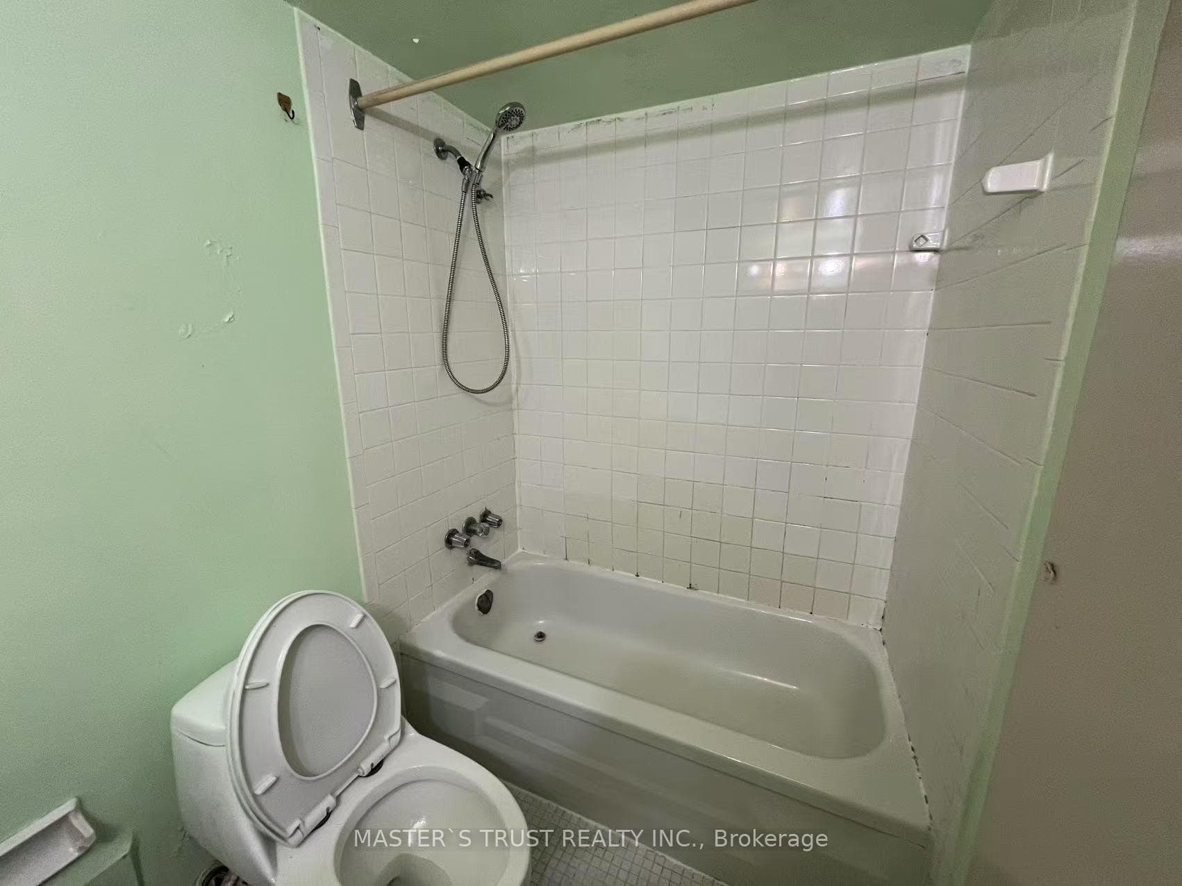 3420 Eglinton Avenue Unit 903 photo 12