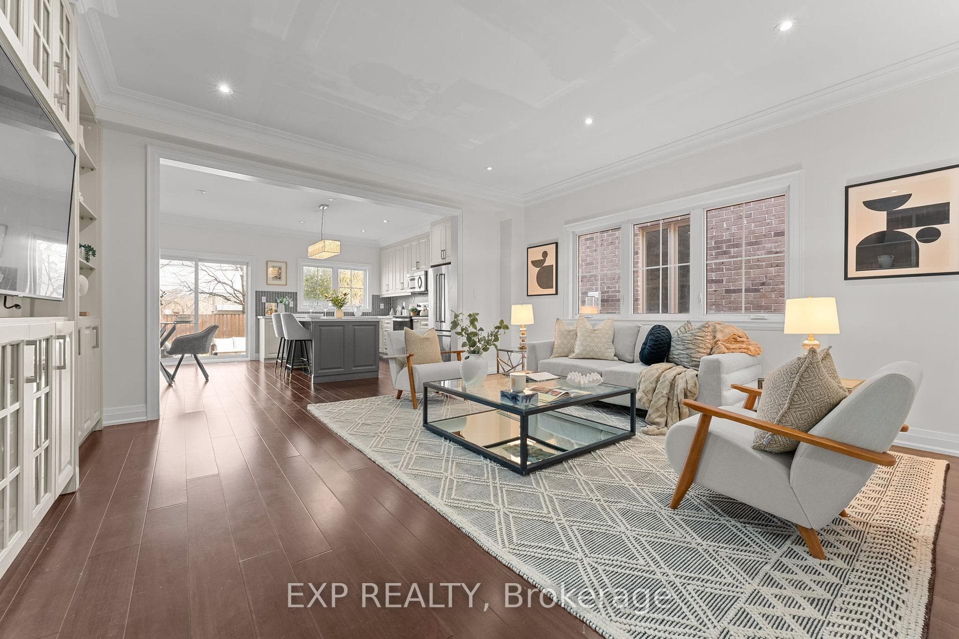 17 Harrison Avenue photo 15