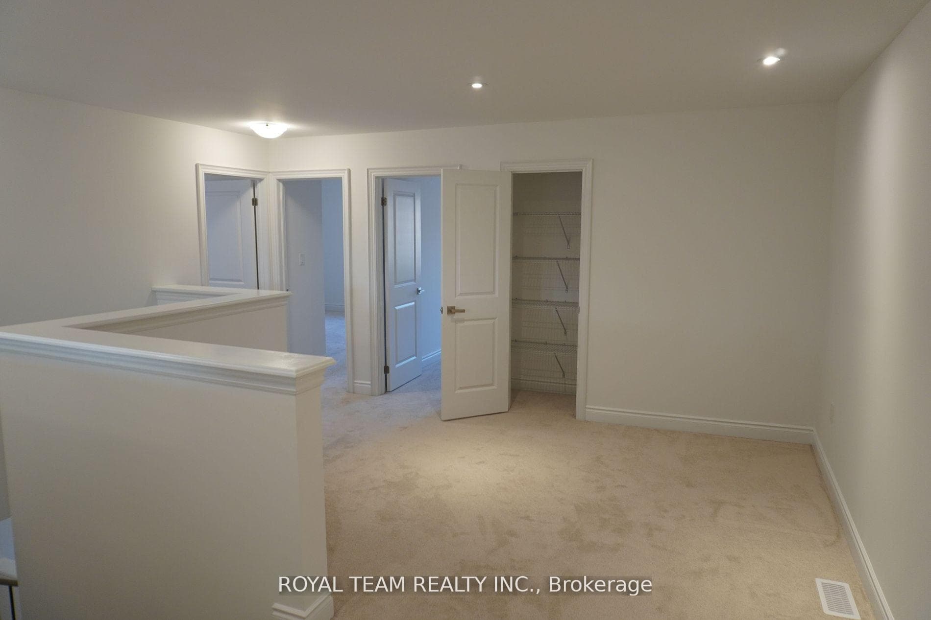12 Harvest Crescent photo 8