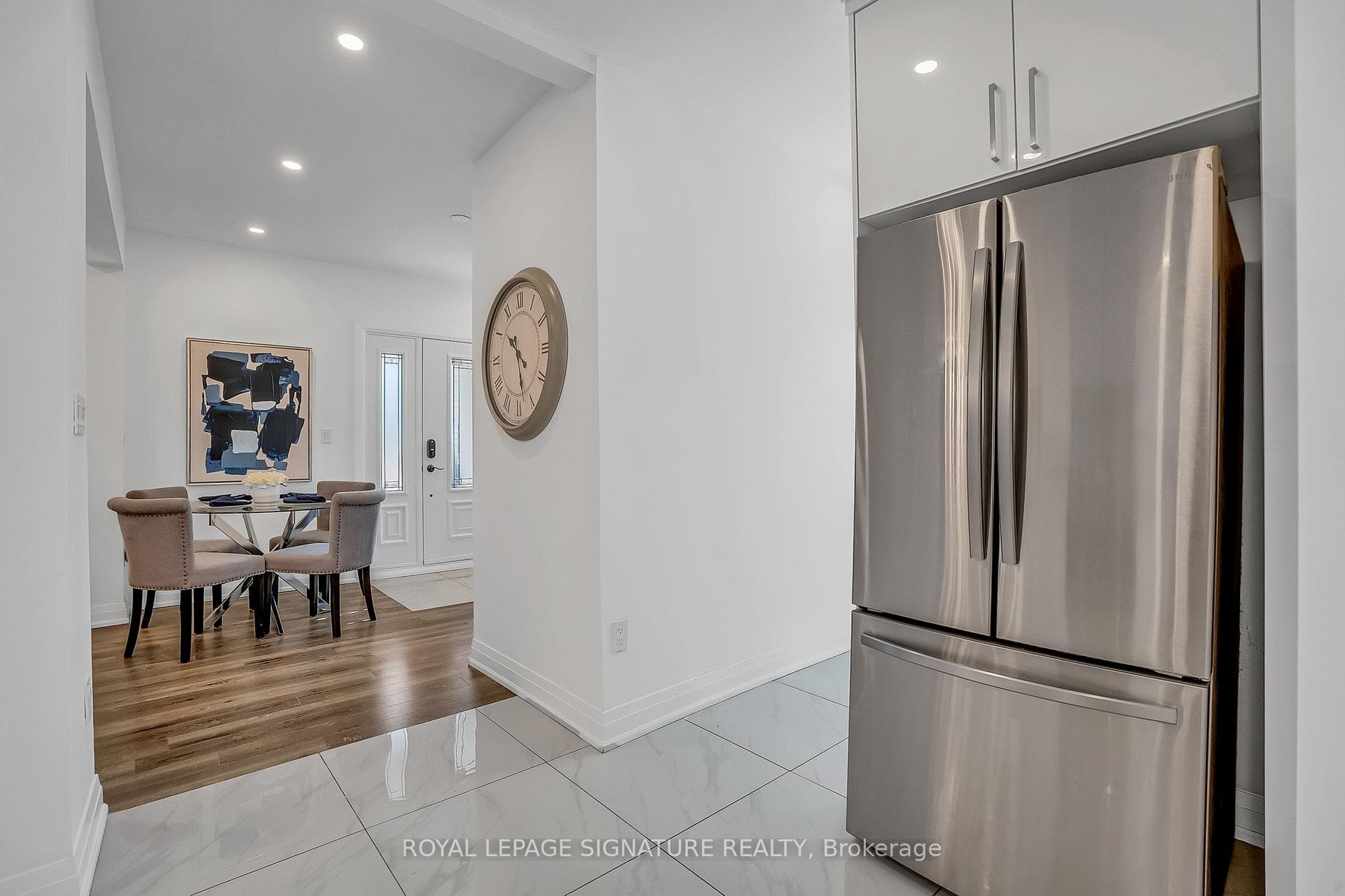 70 Clovelly Avenue photo 12