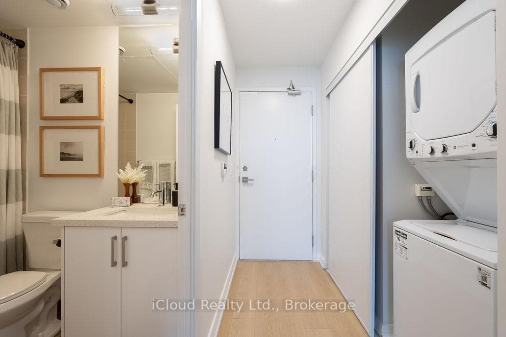832 Bay Street Unit 4706 photo 27
